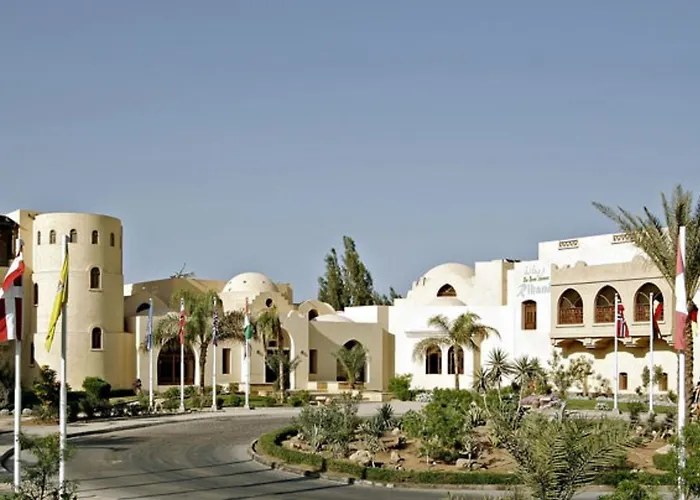Three Corners Rihana
